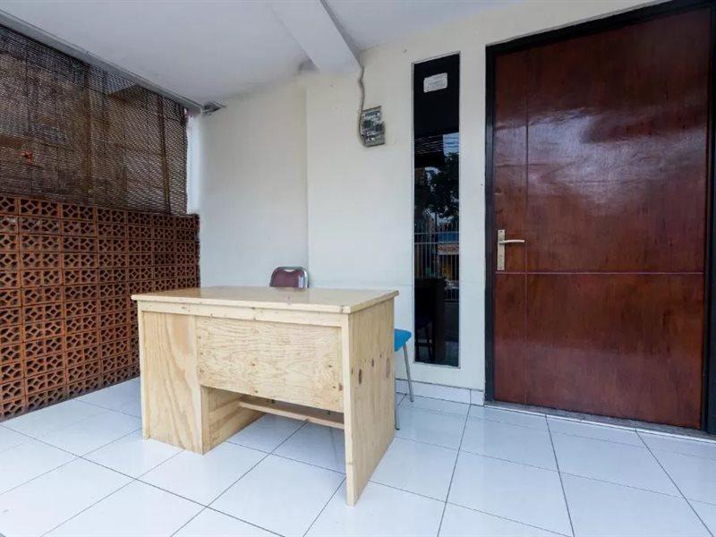 Hotel Super Oyo 1516 Cemara Gading Syariah à Bogor Extérieur photo