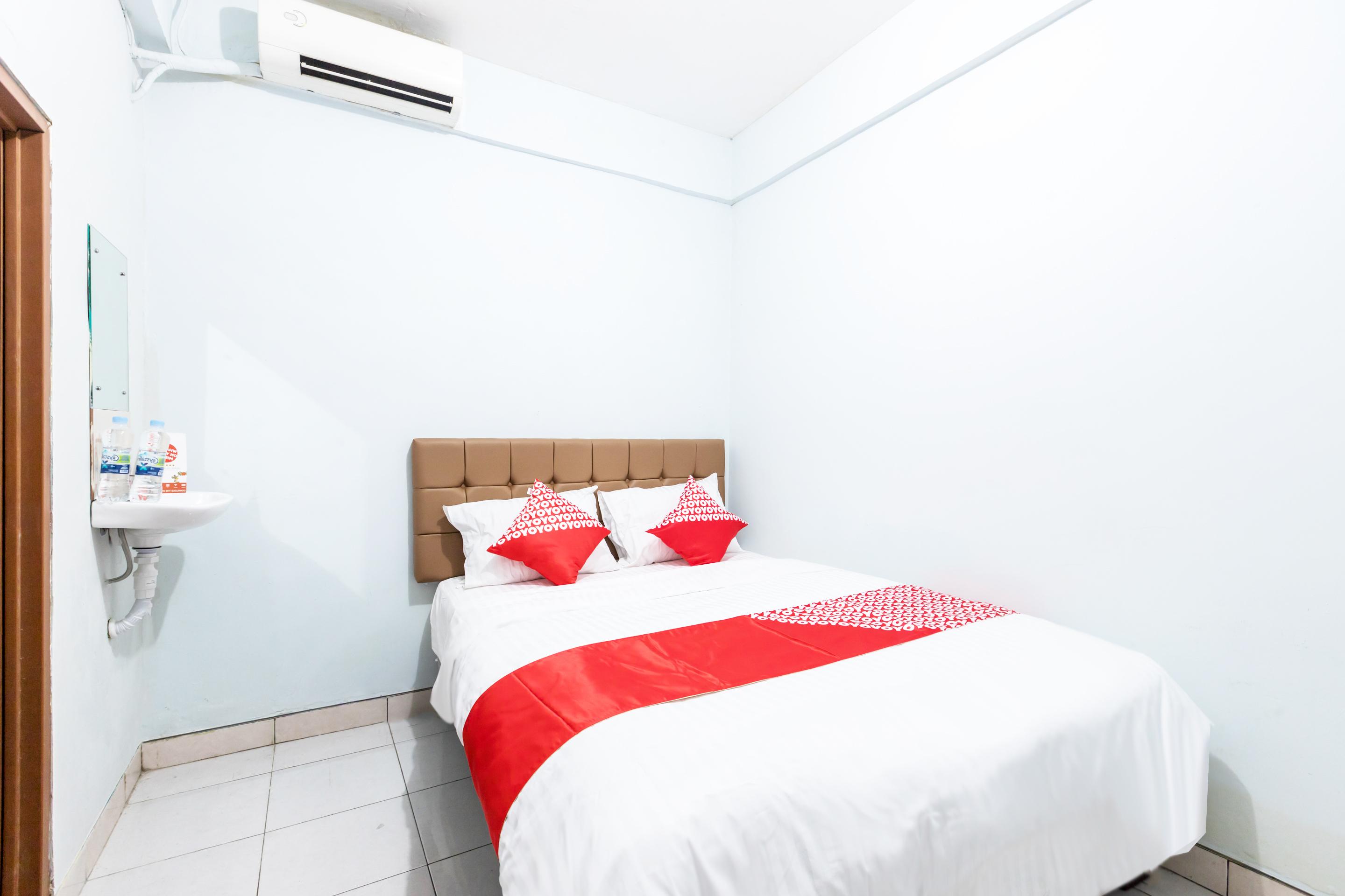 Hotel Super Oyo 1516 Cemara Gading Syariah à Bogor Extérieur photo