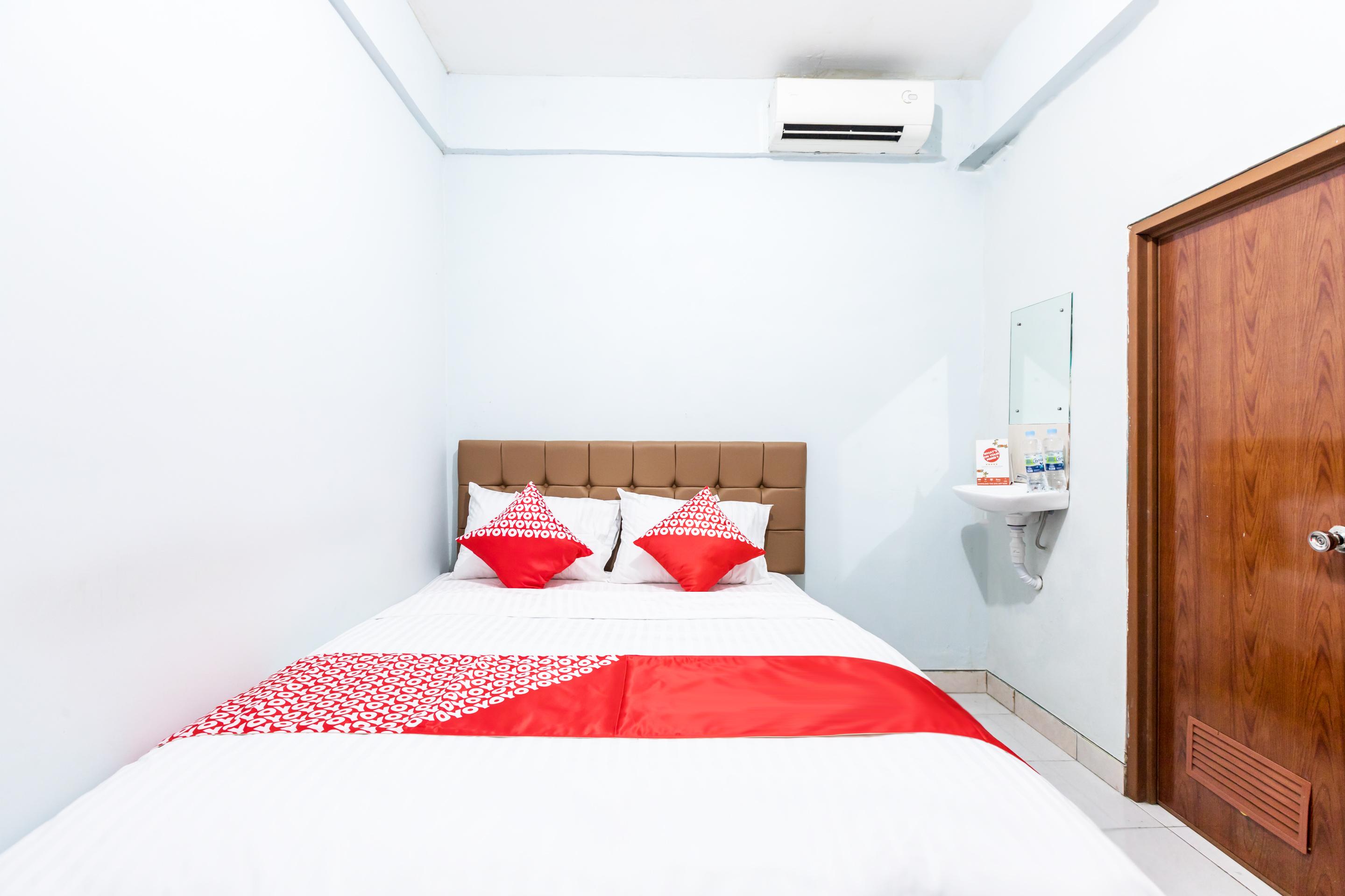 Hotel Super Oyo 1516 Cemara Gading Syariah à Bogor Extérieur photo