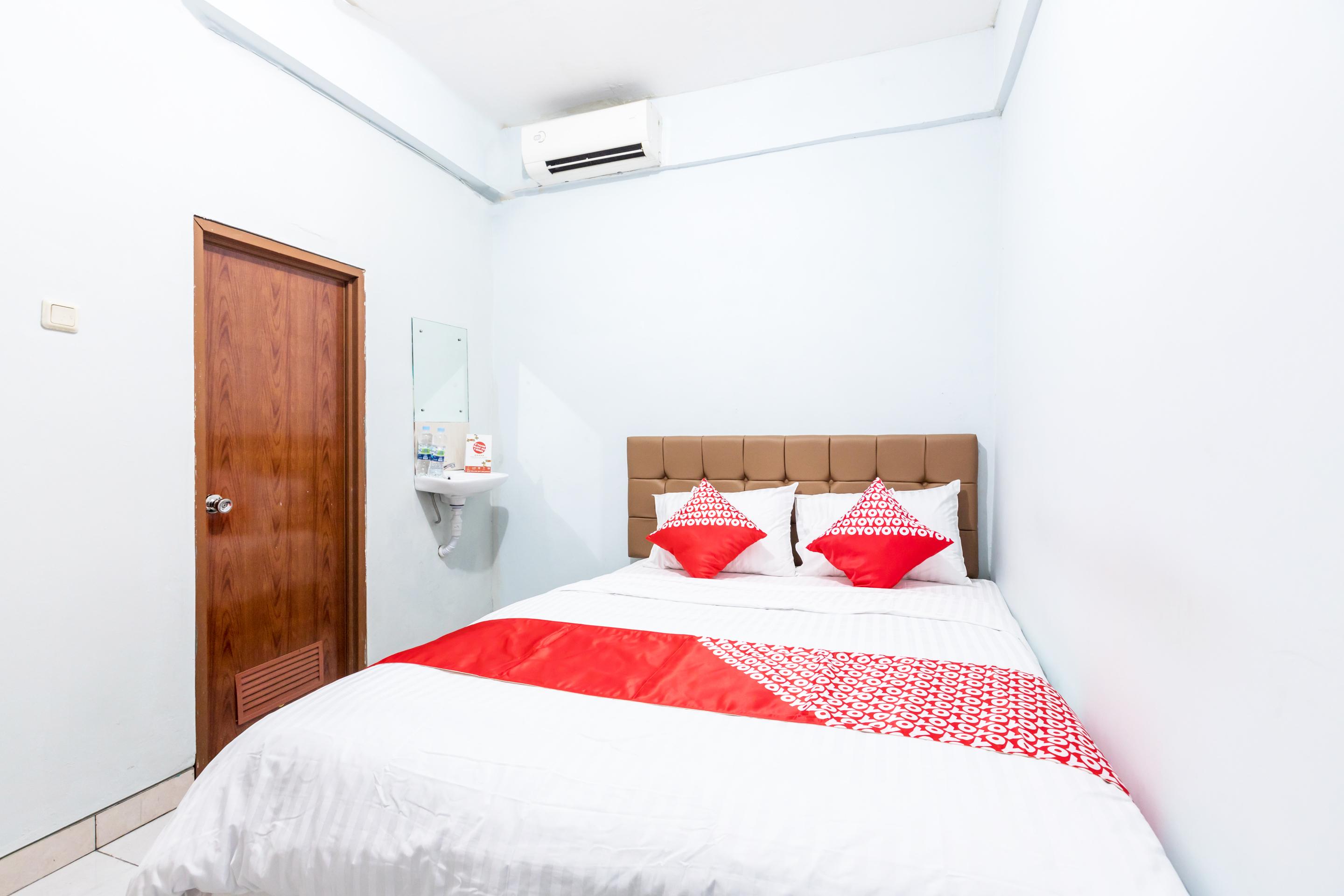 Hotel Super Oyo 1516 Cemara Gading Syariah à Bogor Extérieur photo