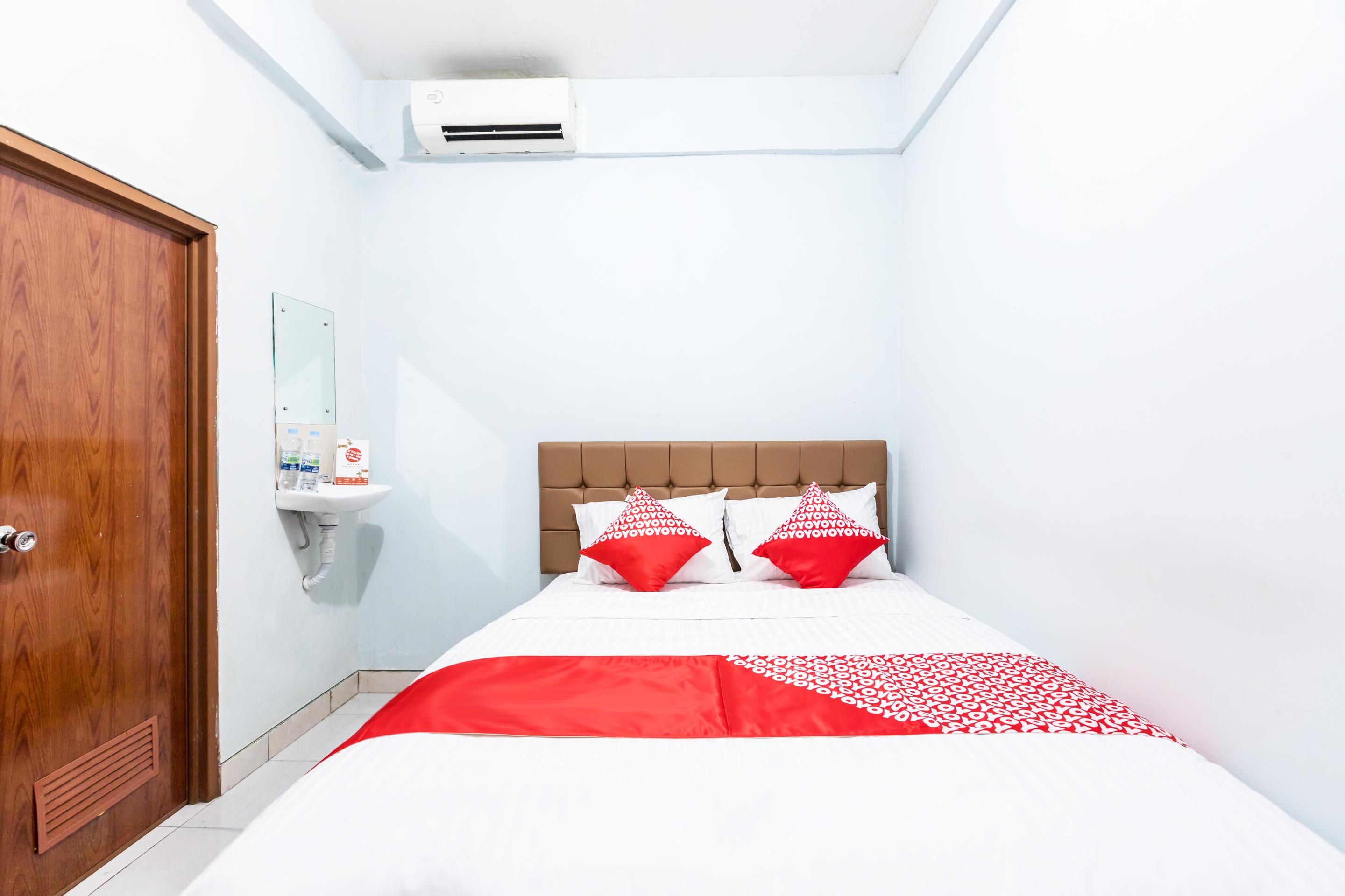 Hotel Super Oyo 1516 Cemara Gading Syariah à Bogor Extérieur photo