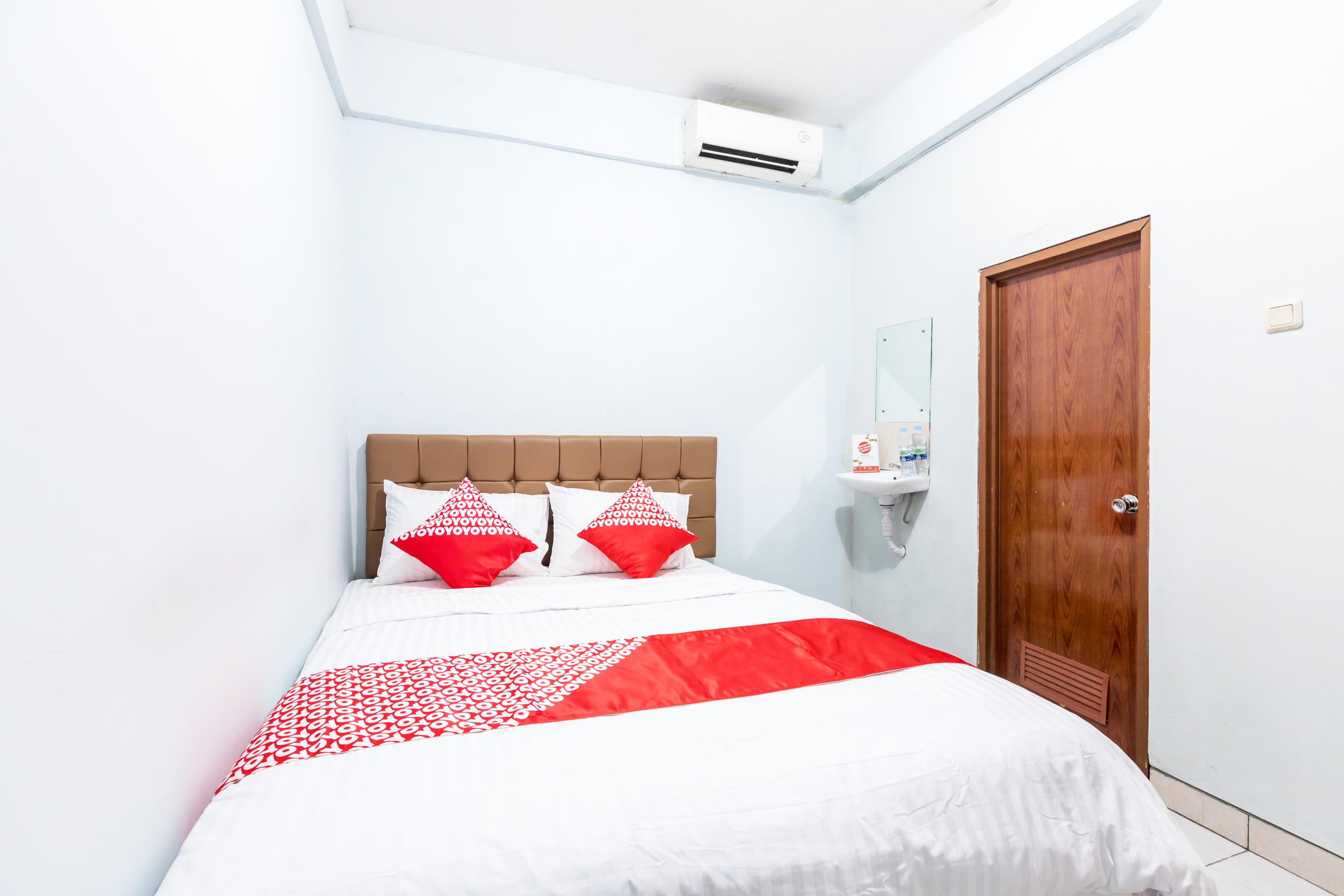 Hotel Super Oyo 1516 Cemara Gading Syariah à Bogor Extérieur photo