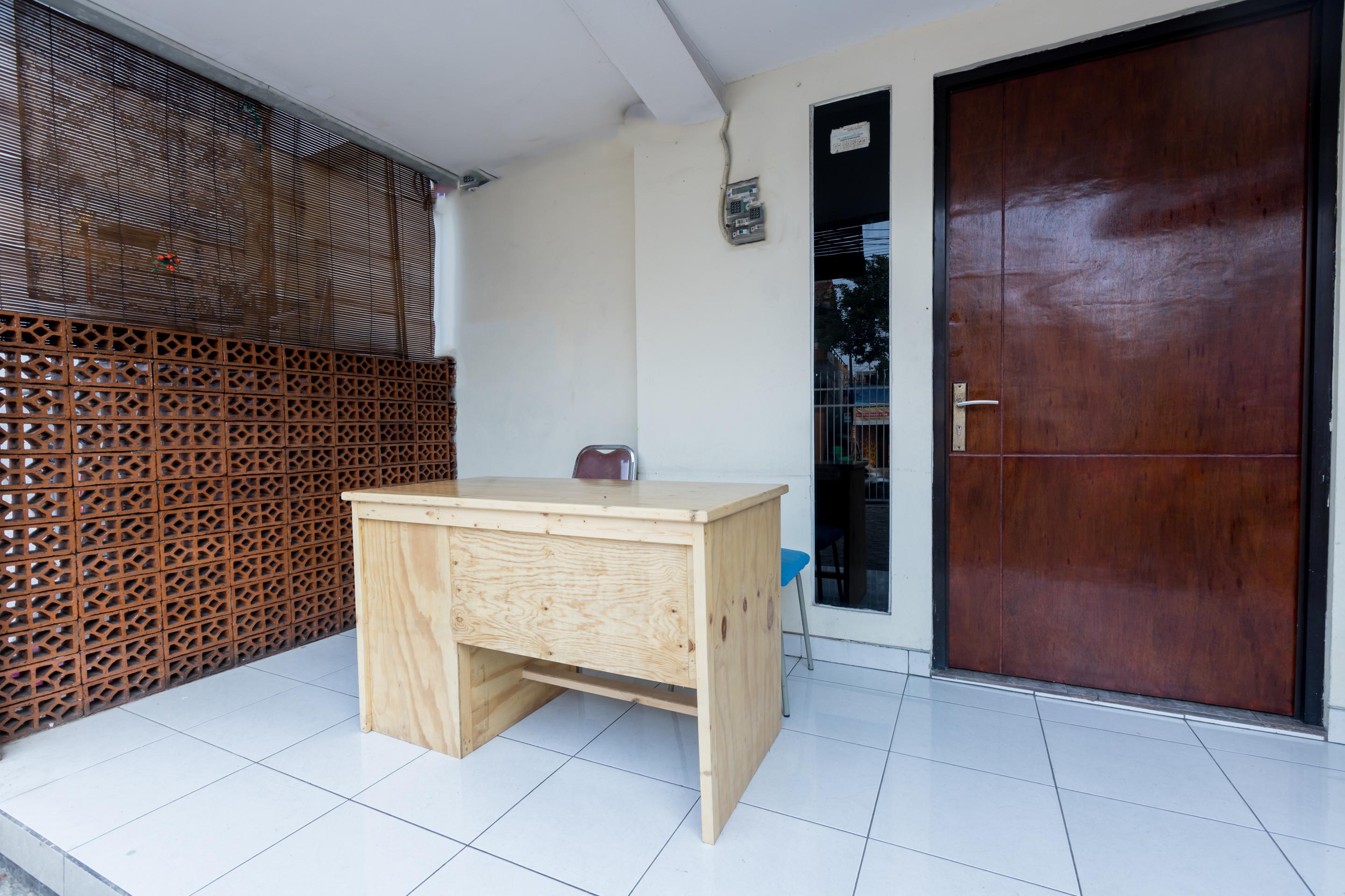 Hotel Super Oyo 1516 Cemara Gading Syariah à Bogor Extérieur photo