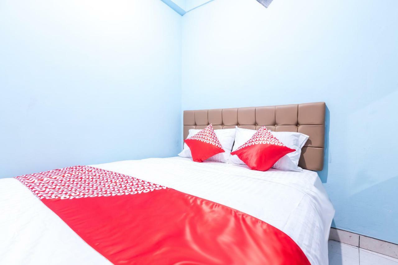 Hotel Super Oyo 1516 Cemara Gading Syariah à Bogor Extérieur photo